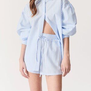 Evora Short